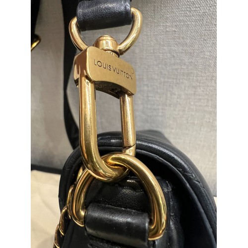 Louis Vuitton New Wave Multi-Pochette Shoulder Bag in Calfskin, Gold Tone hardware