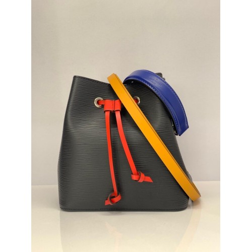Neonoe BB Shoulder Bag, Silver Hardware