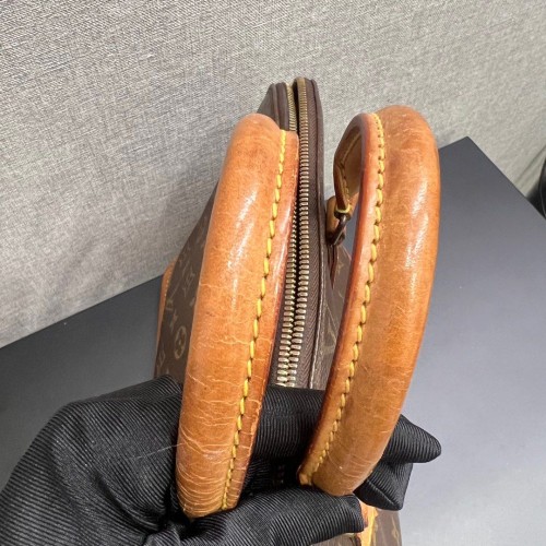 Louis Vuitton Alma PM Monogram, Gold Tone Hardware