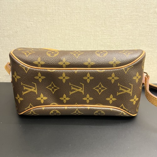 Louis Vuitton Vintage Monogram Shoulder Bag