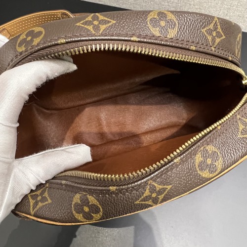 Louis Vuitton Vintage Monogram Shoulder Bag