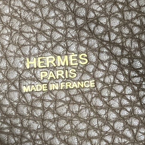 Hermes Picotin 18 Taurillon Clemence  Etoupe Stamp D