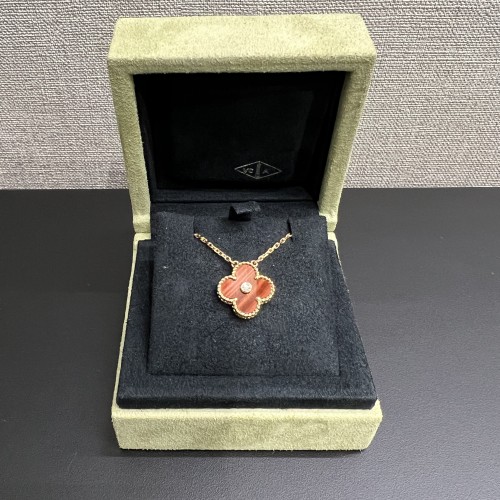 Van Cleef & Arpels Vintage Alhambra Pendant