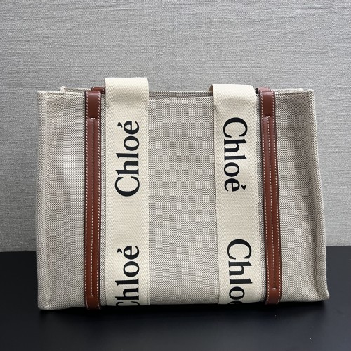 Chloe Woody Medium Tote Bag in Linen