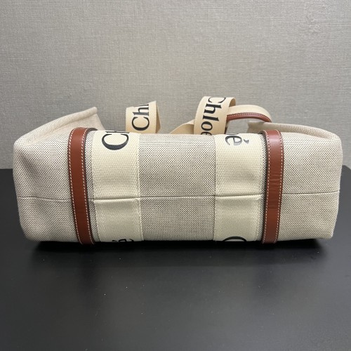 Chloe Woody Medium Tote Bag in Linen