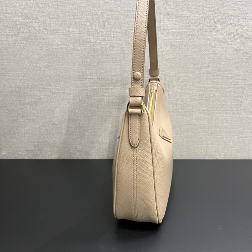Prada Re-edition 2005 Saffiano Leather Bag