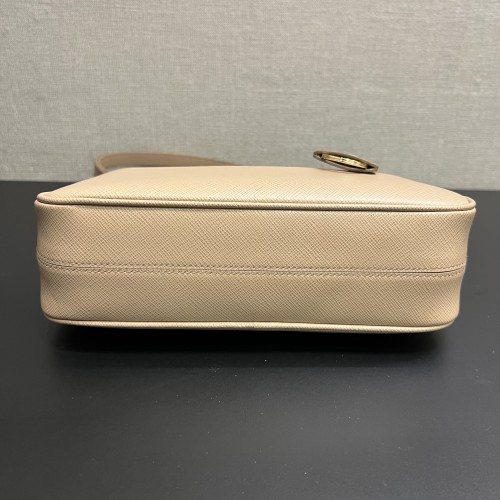 Prada Re-edition 2005 Saffiano Leather Bag