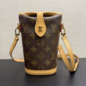 Louis Vuitton Fold Me Pouch