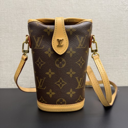 Louis Vuitton Fold Me Pouch