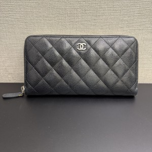 Chanel Classic Long Zipped Wallet
