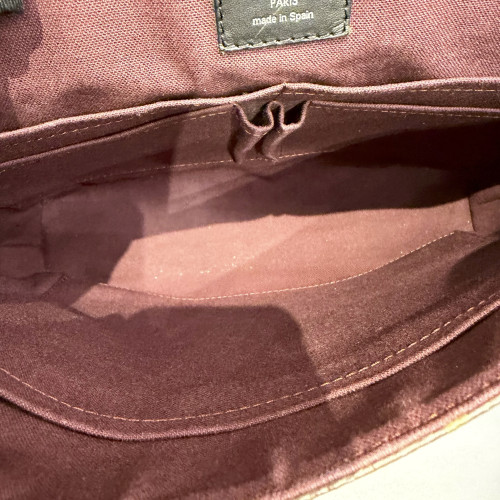 Louis Vuitton District MM Messenger Bag 