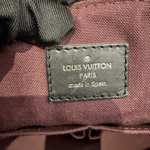 Louis Vuitton District MM Messenger Bag 