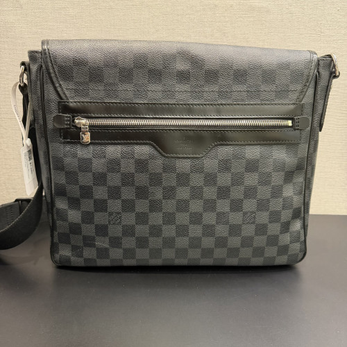 Louis Vuitton Daniel MM Messenger Bag