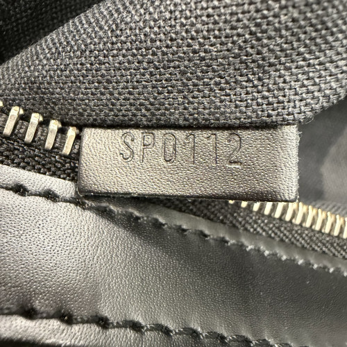 Louis Vuitton Daniel MM Messenger Bag