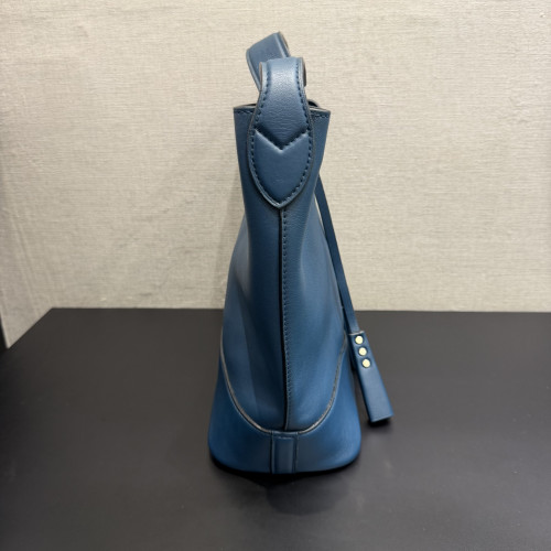 Louis Vuitton NN14 GM Bleu Cuir Nuance Bucket Bag