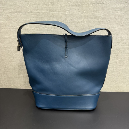 Louis Vuitton NN14 GM Bleu Cuir Nuance Bucket Bag
