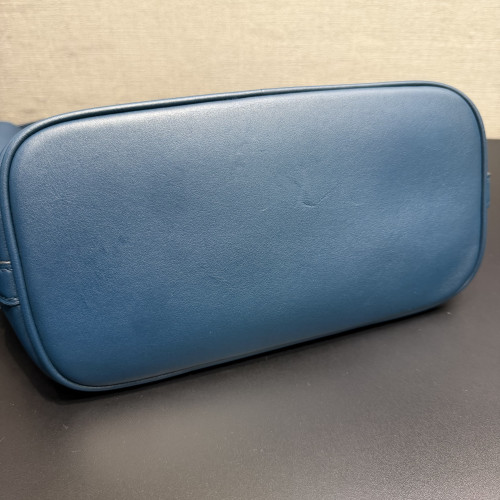 Louis Vuitton NN14 GM Bleu Cuir Nuance Bucket Bag