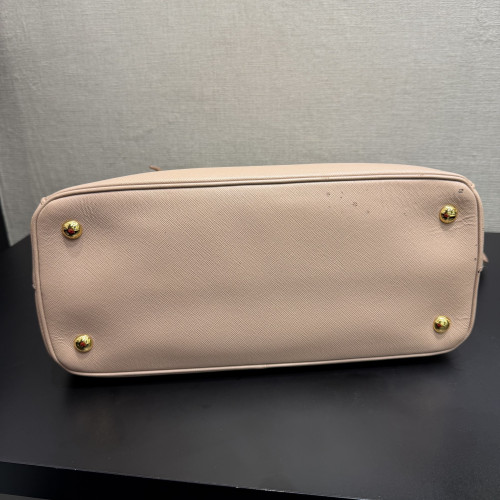 Prada Lux Medium Saffiano Handbag