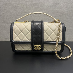 Chanel Medium Elegant CC Flap Bag