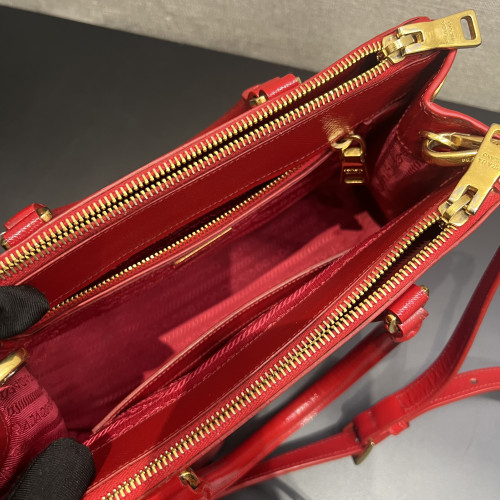 Prada Galleria Saffiano Lux Leather Bag Prada Galleria Saffiano Lux Leather Bag