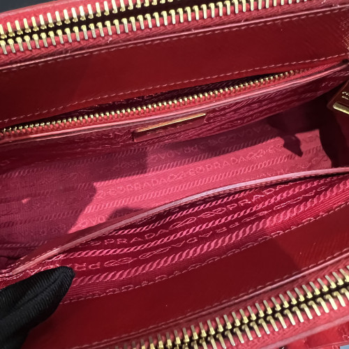 Prada Galleria Saffiano Lux Leather Bag Prada Galleria Saffiano Lux Leather Bag