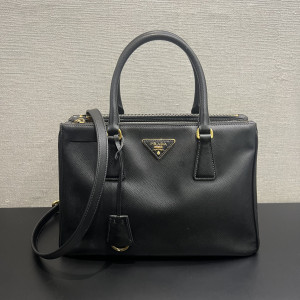 Prada Galleria Medium Saffiano Lux Leather Bag Prada Galleria Medium Saffiano Lux Leather Bag