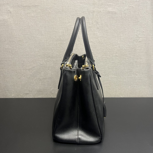 Prada Galleria Medium Saffiano Lux Leather Bag Prada Galleria Medium Saffiano Lux Leather Bag