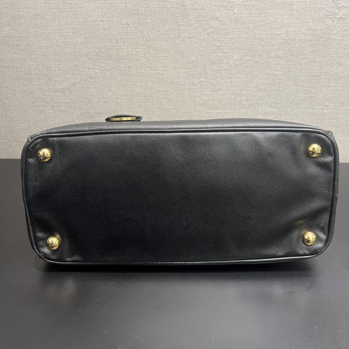 Prada Galleria Medium Saffiano Lux Leather Bag Prada Galleria Medium Saffiano Lux Leather Bag