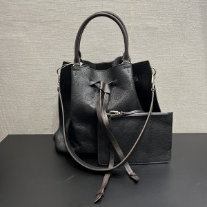 Louis Vuitton Girolata Monogram Mahina Leather Tote