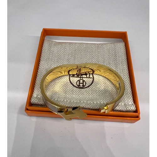 Hermes Clic H Bracelet Maroon Glacé, Gold Tone Hardware