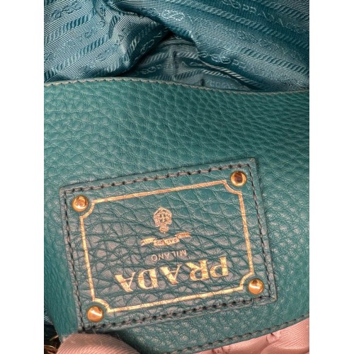 Vitello Daino Shoulder Bag, Gold Tone Hardware