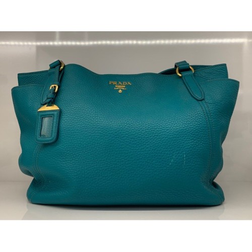 Vitello Daino Shoulder Bag, Gold Tone Hardware