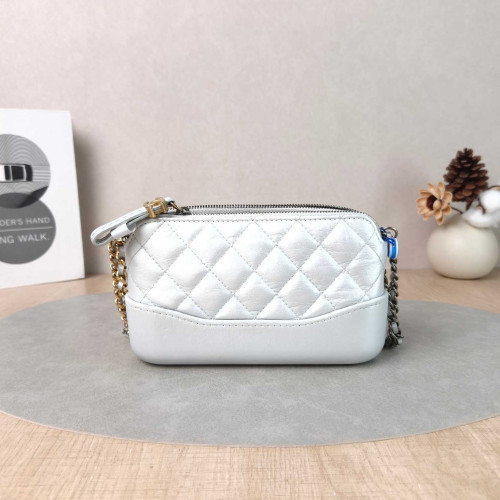 Preloved Chanel Gabrielle Clutch with Chain-DS60803835-DV Preloved Chanel Gabrielle Clutch with Chain-DS60803835-DV
