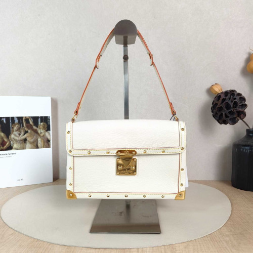 Preloved Louis Vuitton Suhali L'Aimable baguette bag -DS61003599-DV Preloved Louis Vuitton Suhali L'Aimable baguette bag -DS61003599-DV