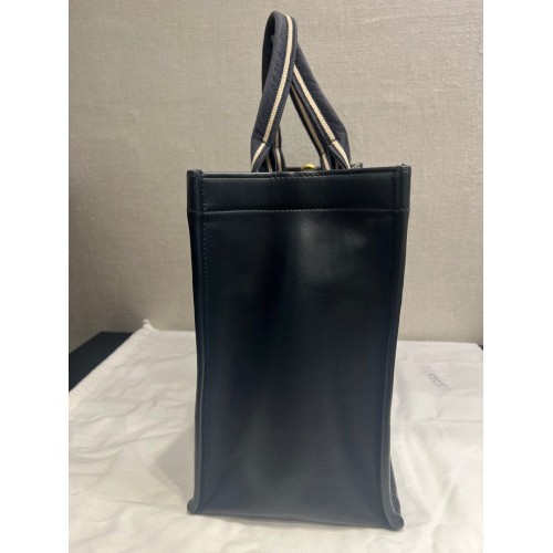 Dior Book Tote Medium with strap