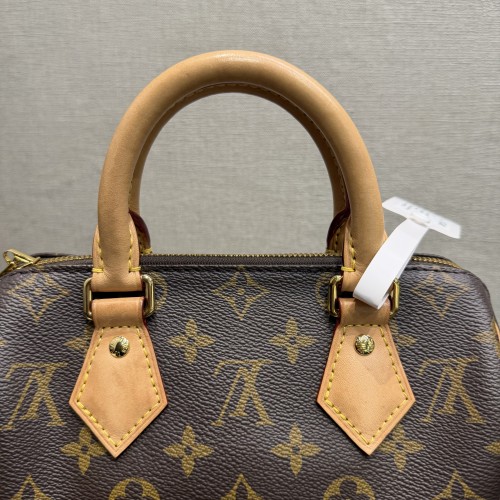 Louis Vuitton Speedy Bandoulière 20 Handbag