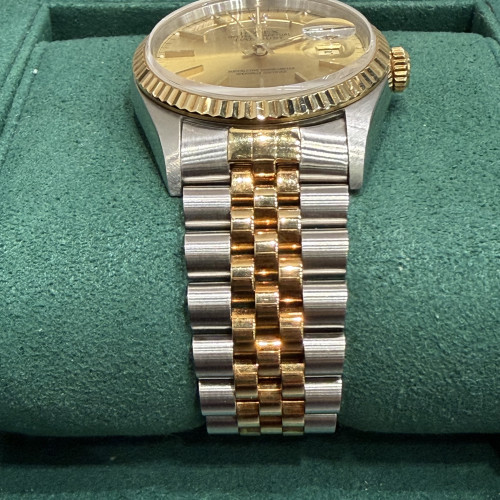 Rolex Datejust 36mm, Ref.16233 in Champagne Gold Dial