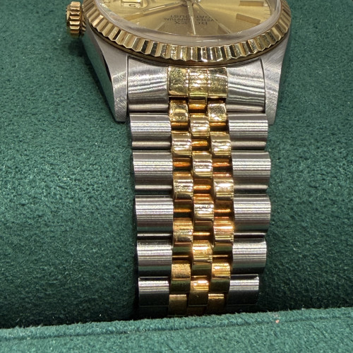 Rolex Datejust 36mm, Ref.16233 in Champagne Gold Dial