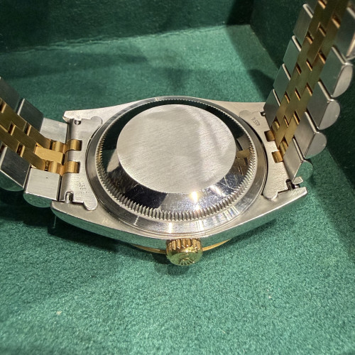 Rolex Datejust 36mm, Ref.16233 in Champagne Gold Dial