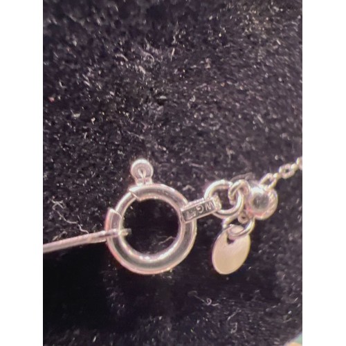 Asherée WG43 SAPPHIRE NECKLACE, K18WG 0.743gms, DIA 0cts 