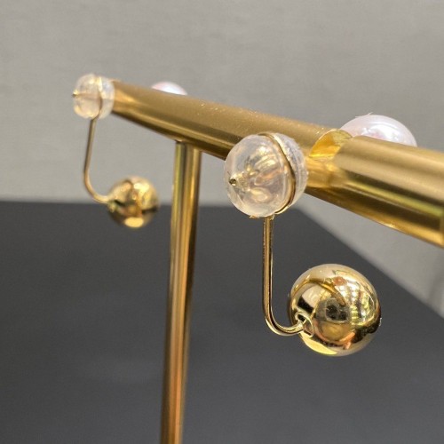 Asherée WG74 METAL AND PEARL EARRING, K18YG 1.028gms, DIA 0cts 