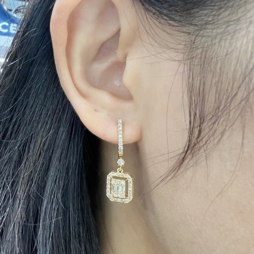 Asherée WG83 DIAMOND EARRING, K18YG 3.301gms, DIA 0.9cts 