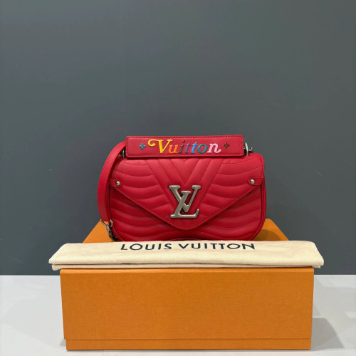 Preloved Louis Vuitton New Wave Chain Bag MM Calfskin Red-hd041326b2-MX25