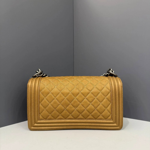 Preloved Chanel Quilted Medium Boy Flap Grained Calfskin Gold-hs040926d0-MX25