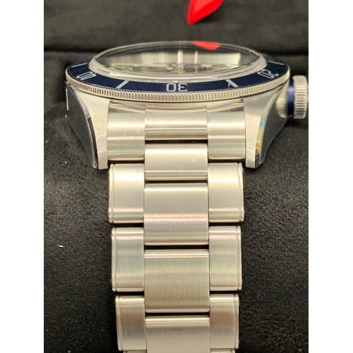 Black Bay 41mm Model 79230B