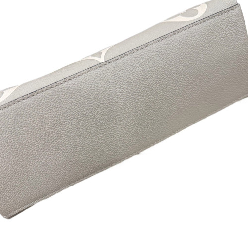 Louis Vuitton Madeleine MM Empreinte Monogram Giant Grey Louis Vuitton Madeleine MM Empreinte Monogram Giant Grey