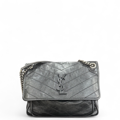 Yves Saint Laurent Medium Niki Chain Pull Up Leather Black Yves Saint Laurent Medium Niki Chain Pull Up Leather Black