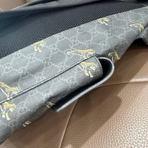 Gucci Flap Backpack GG Supreme Monogram Grey Red Blue Gucci Flap Backpack GG Supreme Monogram Grey Red Blue