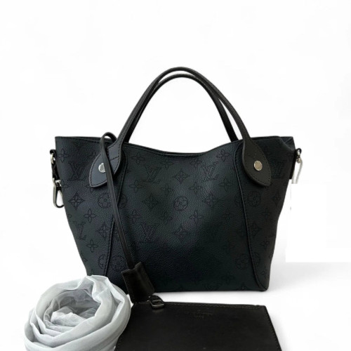 Louis Vuitton Handbag Mahina Black