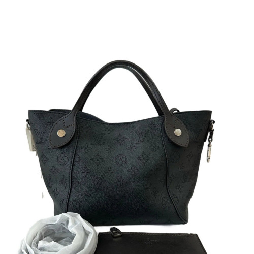 Louis Vuitton Handbag Mahina Black
